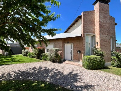 HERMOSA CASA ALTOS DEL PINAR 