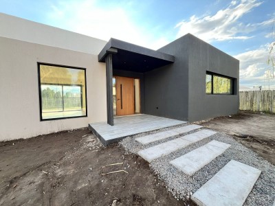 Patagonia DIVINA casa a estrenar 