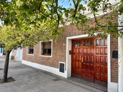 Corrientes 700 casa en venta 