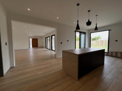 Espectacular casa a estrenar en Patagonia 